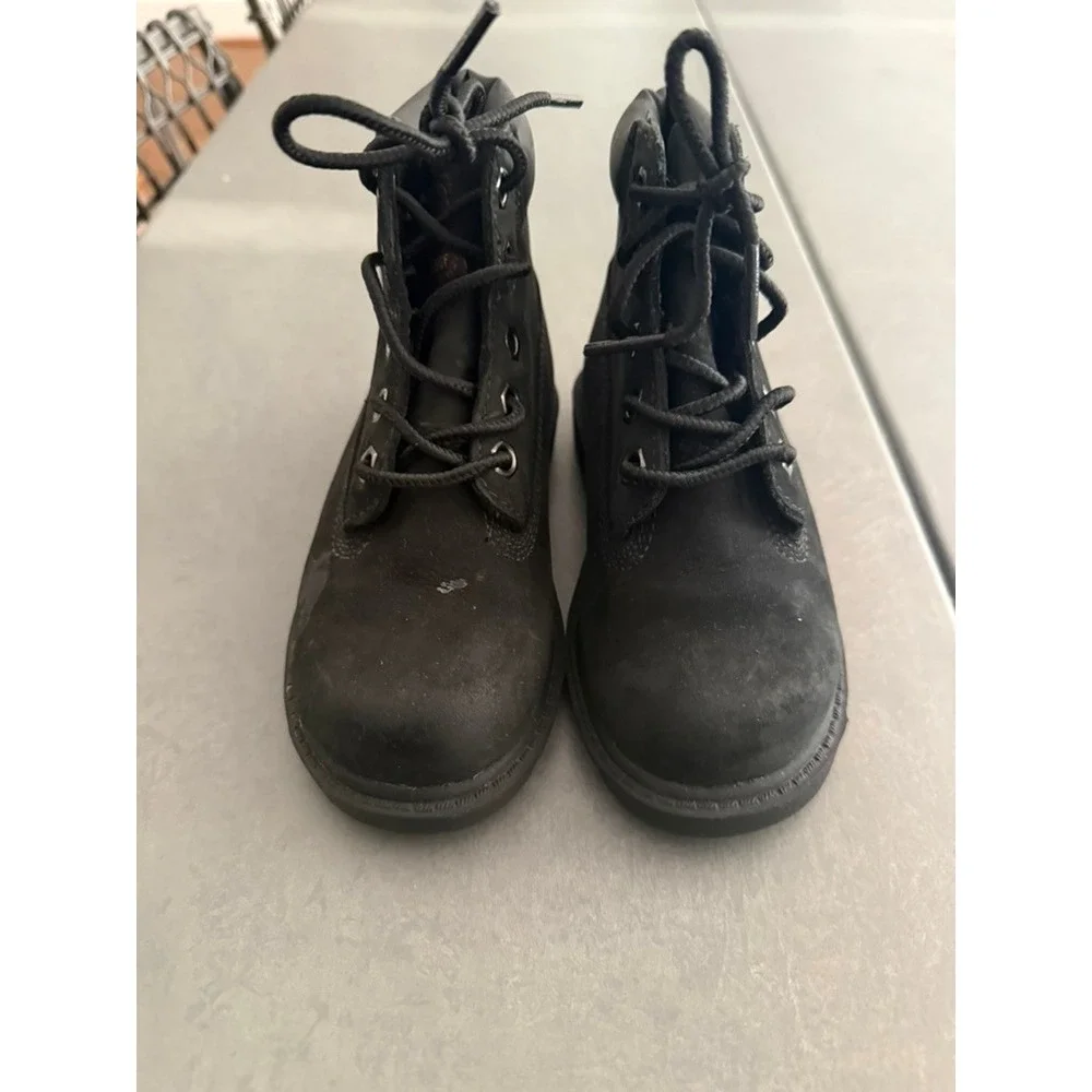 Timberland Kids Black Leather Lace-Up Boots Size 8.5